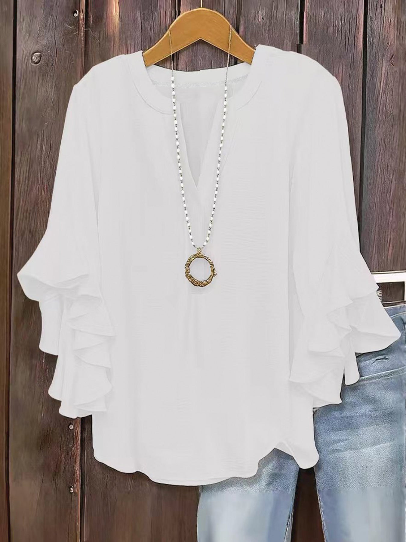 🔥V-Neck Plus-Size Women's Loose-Fit Casual Ruffled Three-Quarter-Sleeve Shirt