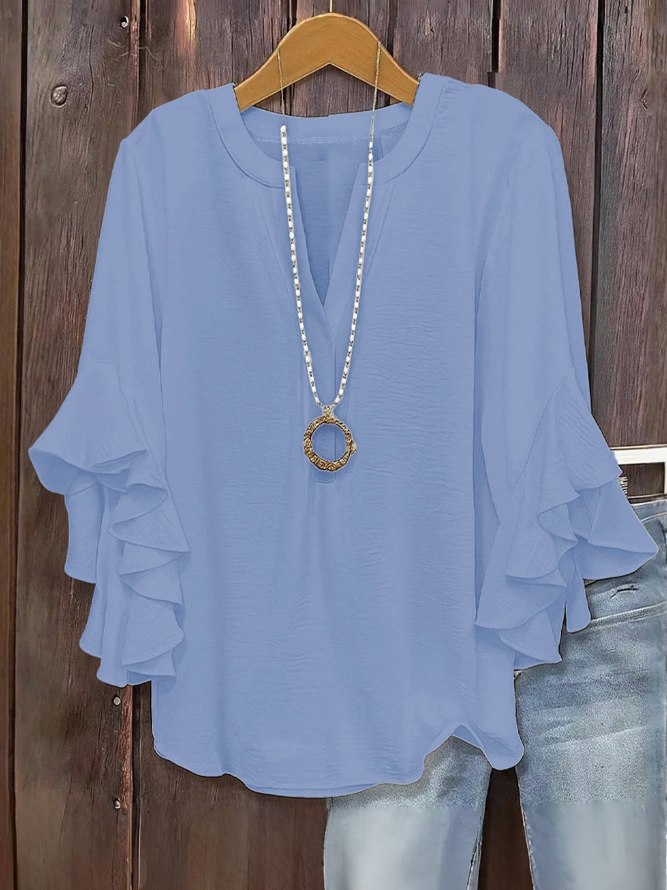 🔥V-Neck Plus-Size Women's Loose-Fit Casual Ruffled Three-Quarter-Sleeve Shirt